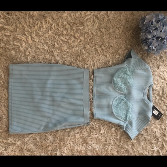 Fashion Nova - Classy and Sassy sweater skirt set - Picture 4 of 6